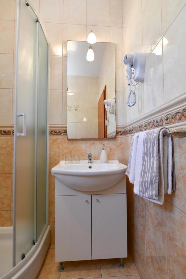 Apartments Villa Miranda ヴォディツェ エクステリア 写真