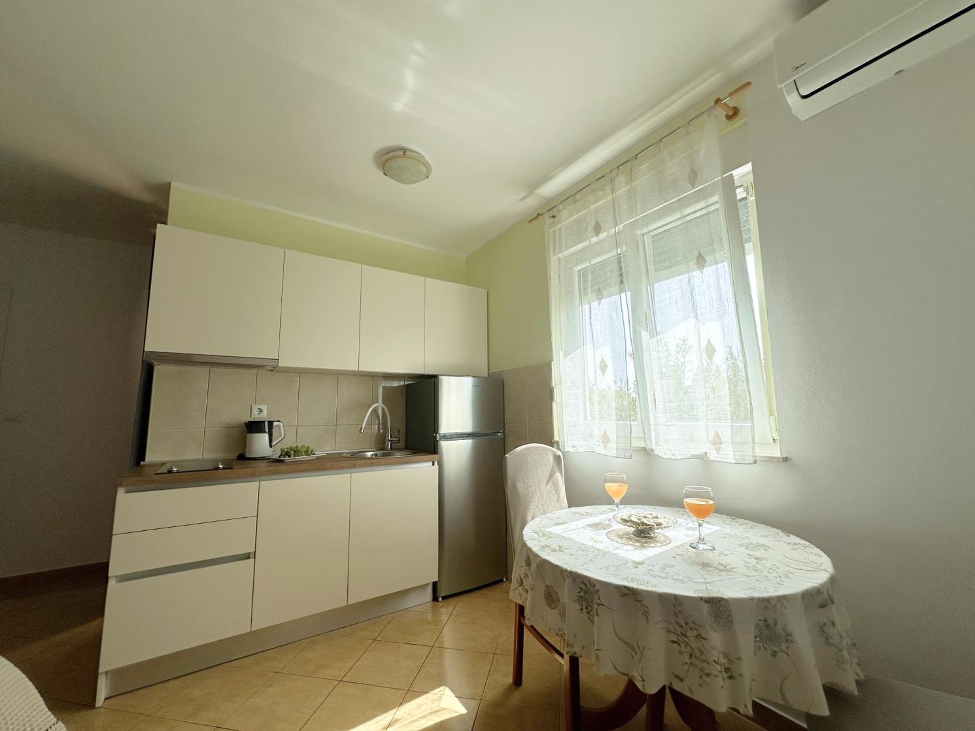Apartments Villa Miranda ヴォディツェ エクステリア 写真