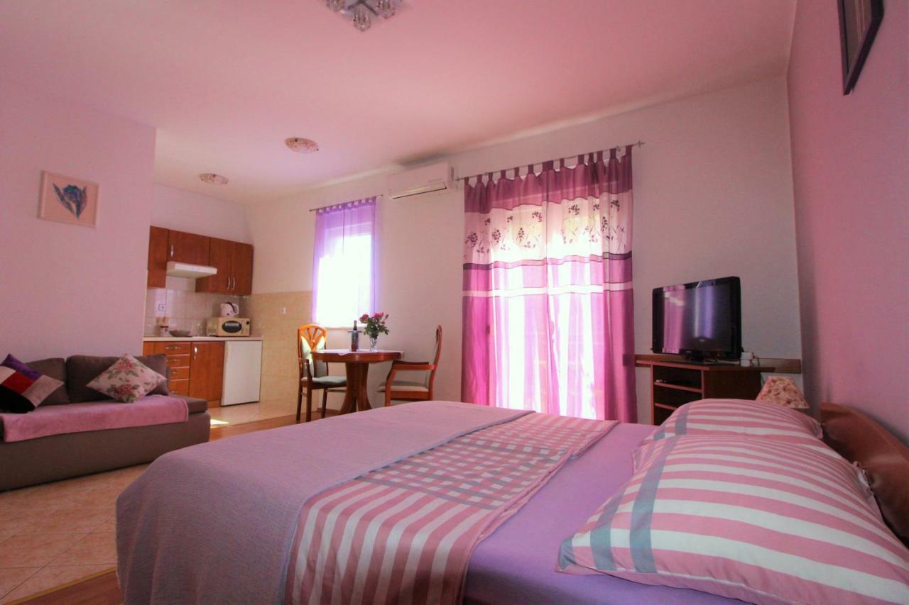 Apartments Villa Miranda ヴォディツェ エクステリア 写真