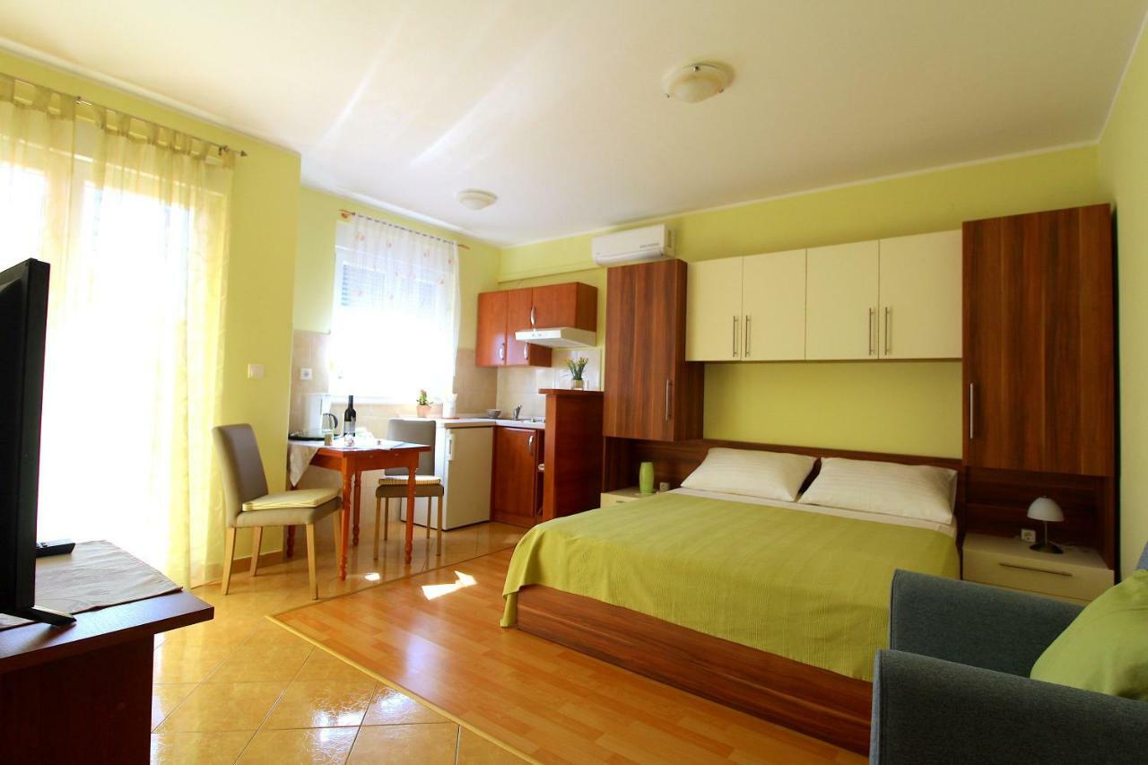 Apartments Villa Miranda ヴォディツェ エクステリア 写真